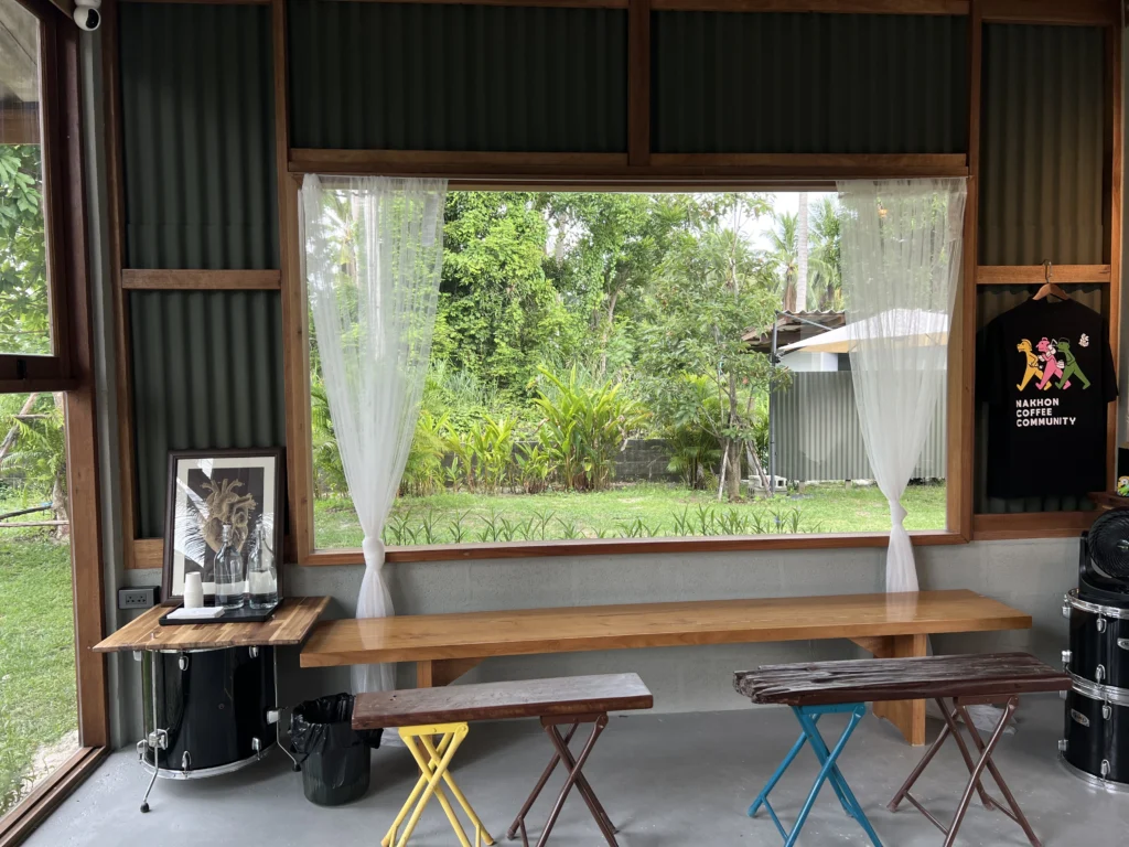 Dev Coffee and Space คาเฟ่เปิดใหม่ ท่าศาลา นครศรีธรรมราช - FriendsBusy ...